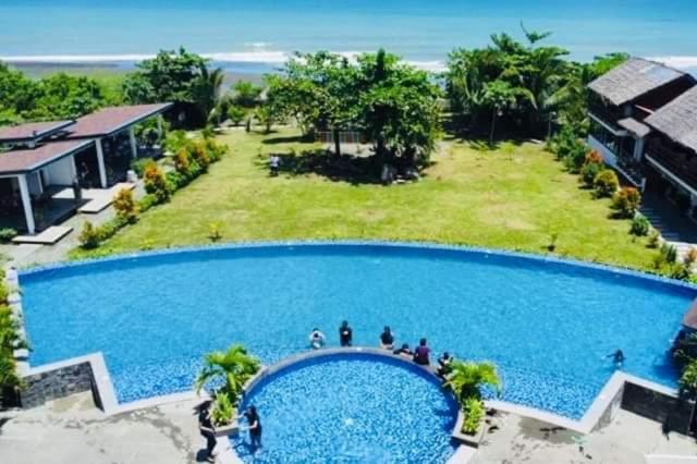 Vistapaloma Beach Resort Odiong Buitenkant foto